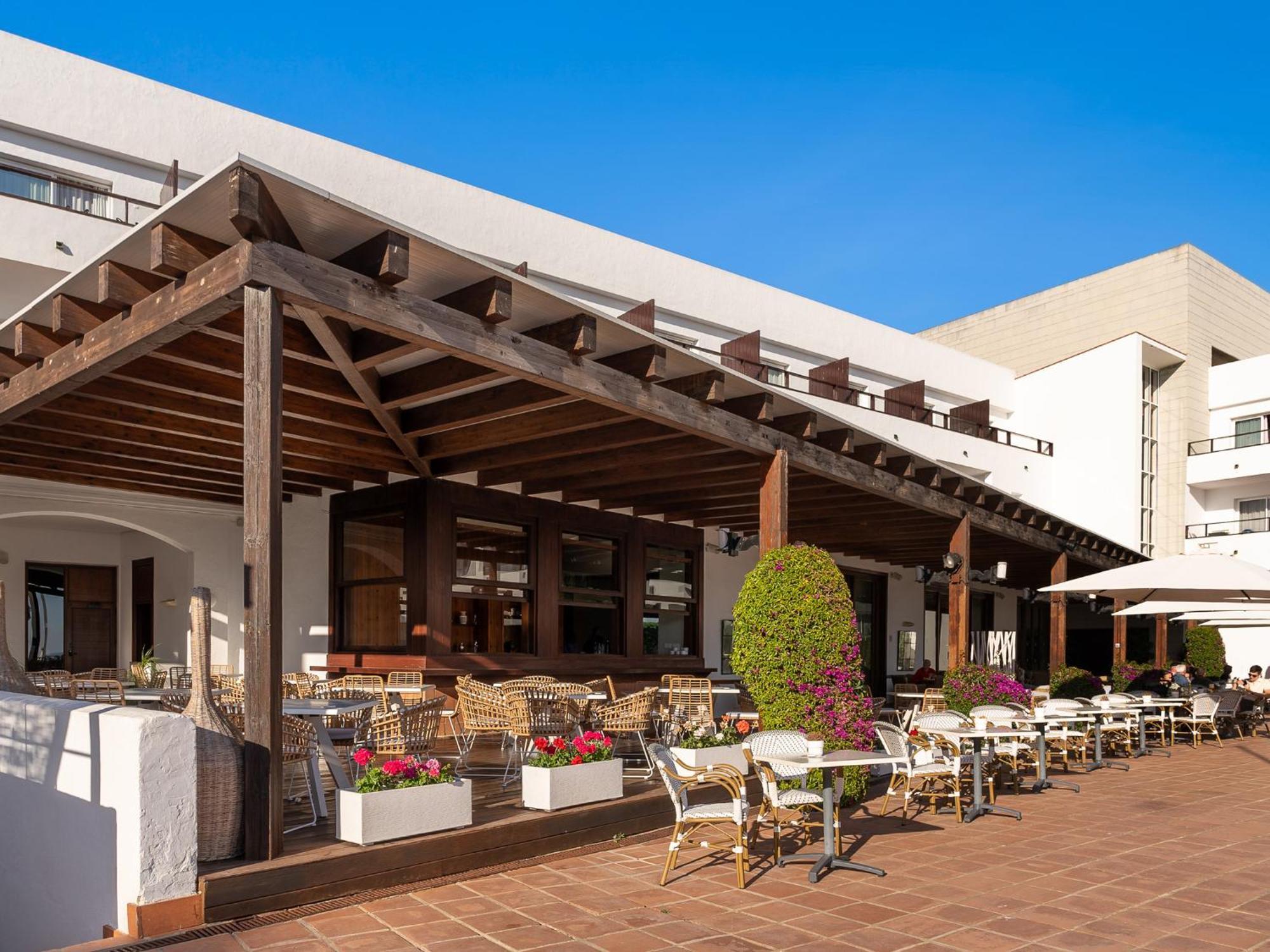 Fuerte Conil-resort Hotel 4*